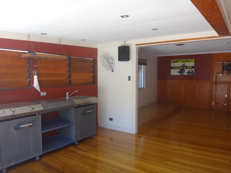 1 Beaton Street, West Mackay QLD 4740