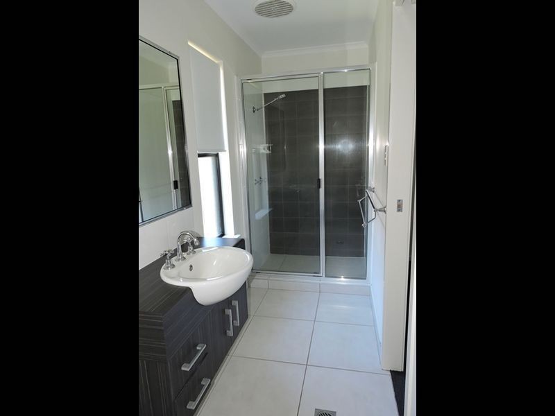 15 Hangan Street, Bucasia QLD 4750