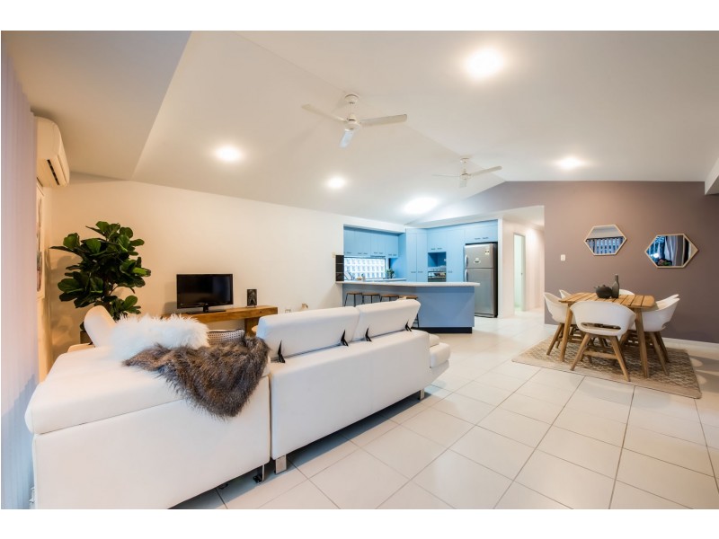 11 Cutfield Street, Glenella QLD 4740