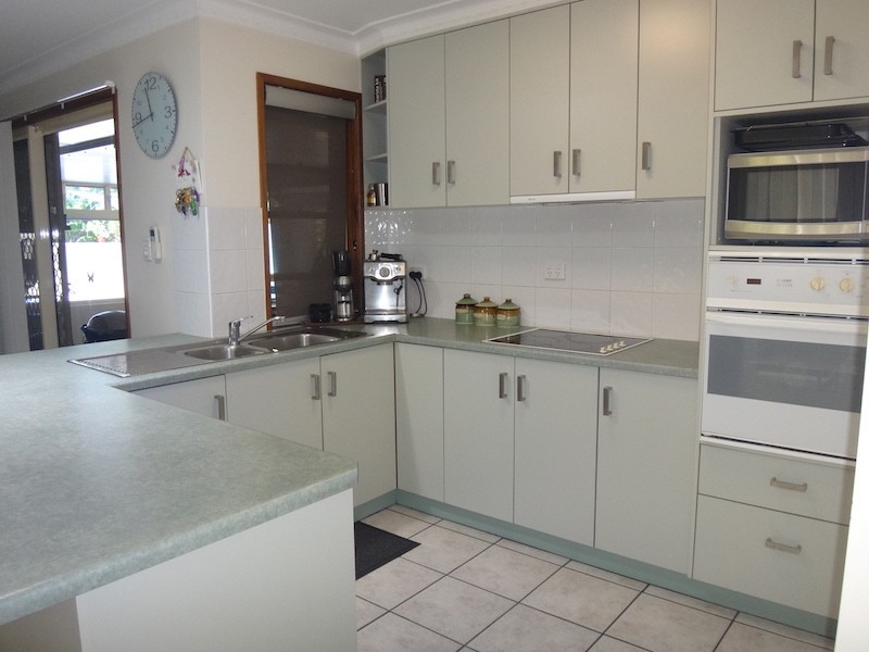 46 Davey Street, Glenella QLD 4740