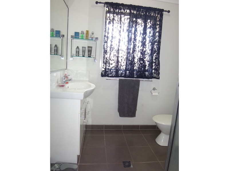 11 Hansen Court, Marian QLD 4753