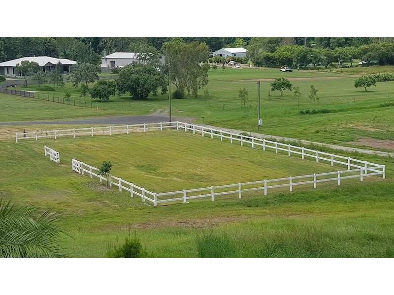 22 Heathwood Court, Hampden QLD 4741