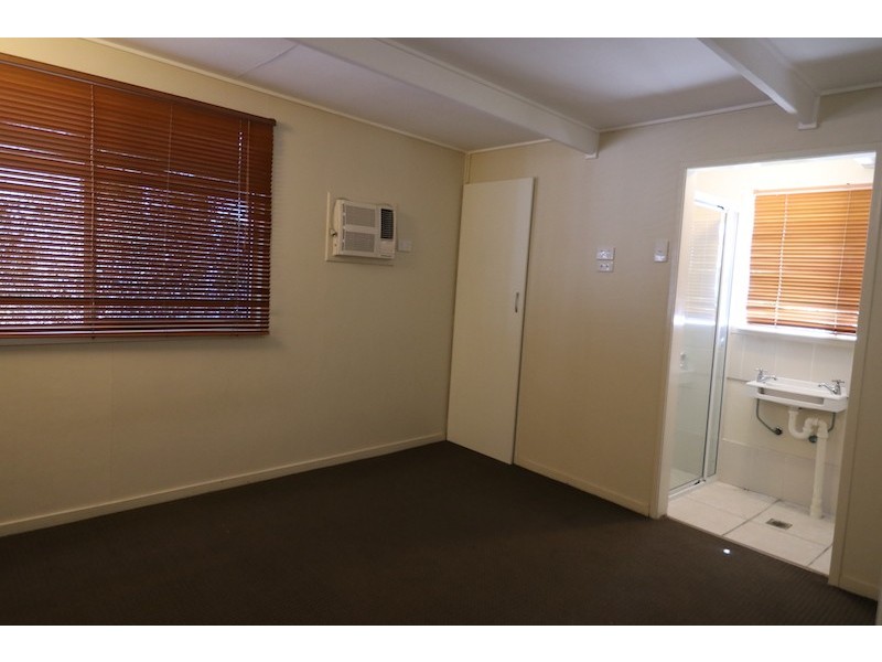 2 Kindermar Street, South Mackay QLD 4740