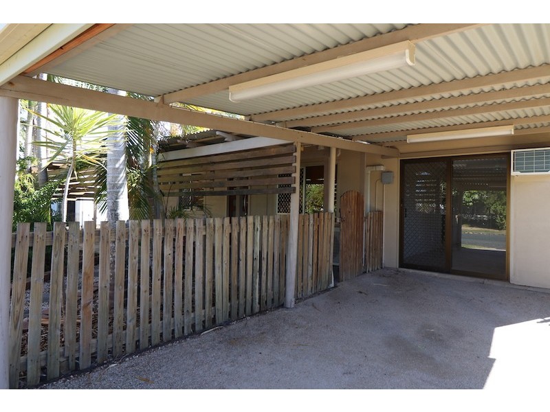 2 Kindermar Street, South Mackay QLD 4740
