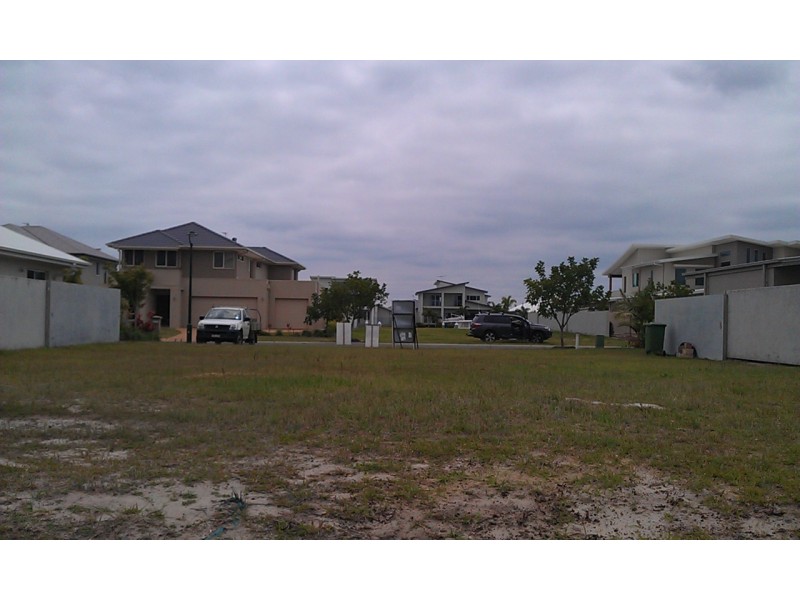 13 Windward Place, Jacobs Well QLD 4208