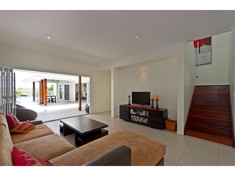 11 Windward Place, Jacobs Well QLD 4208