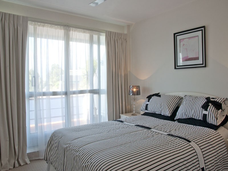 9b/10 Spinnaker Esplanade, Sandstone Point QLD 4511