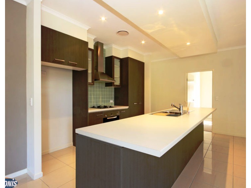 2 Echidna Place, Ningi QLD 4511