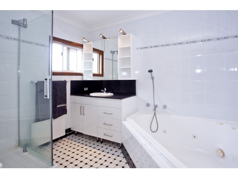 133 Darley St, Mona Vale NSW 2103