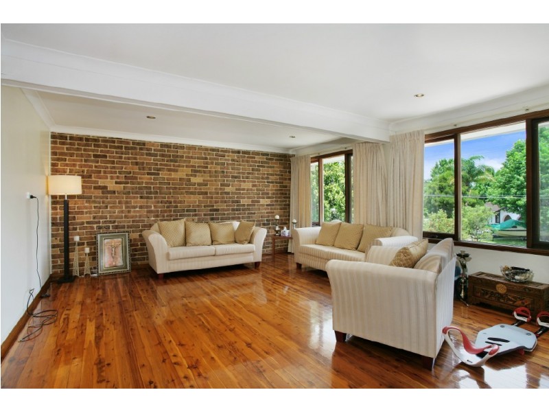 14 Hoys Rd, Lansvale NSW 2166