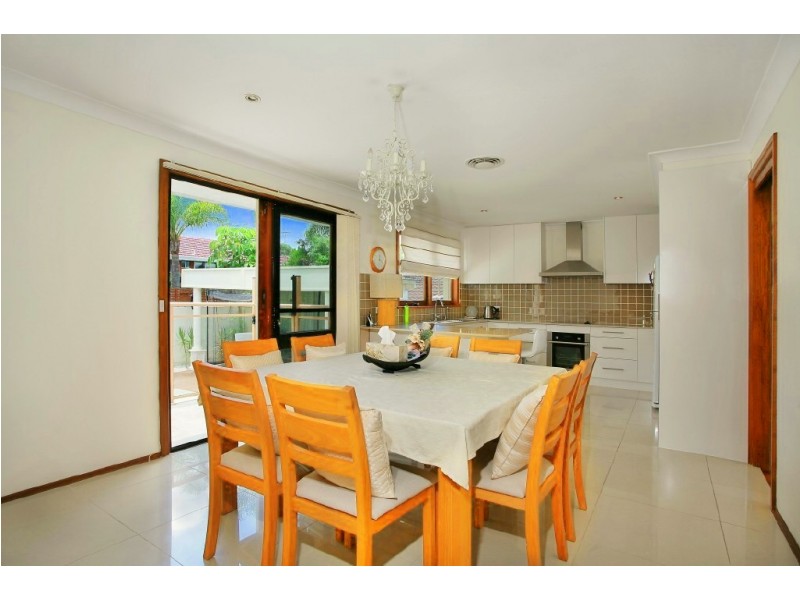 14 Hoys Rd, Lansvale NSW 2166