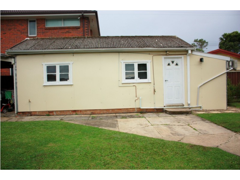28 Milperra Rd, Revesby NSW 2212