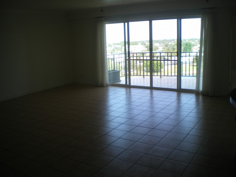 63/86-124 Ogden Street, Townsville City QLD 4810