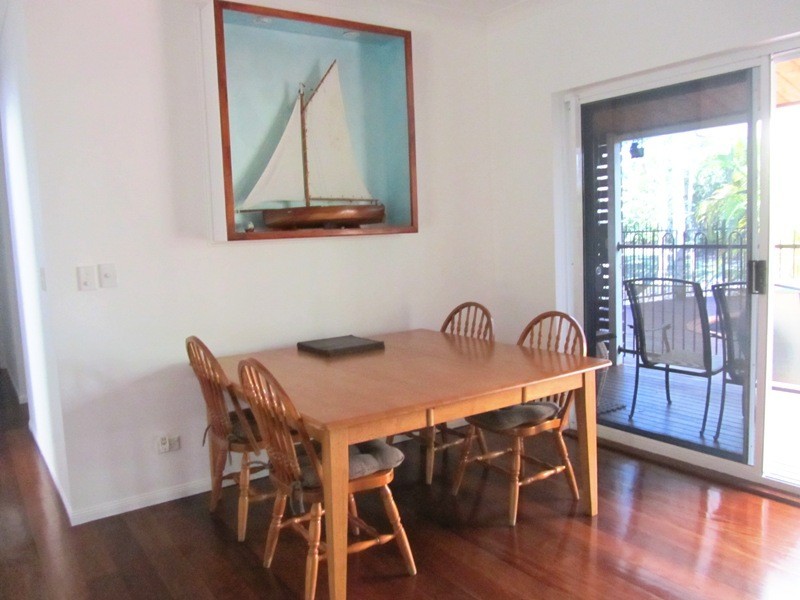 39 Clifton Road, Clifton Beach QLD 4879