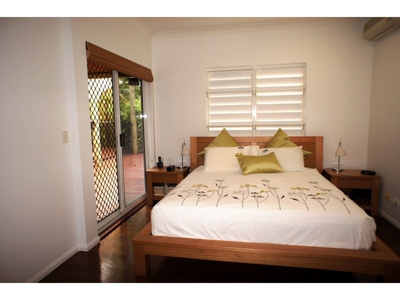 39 Clifton Road, Clifton Beach QLD 4879