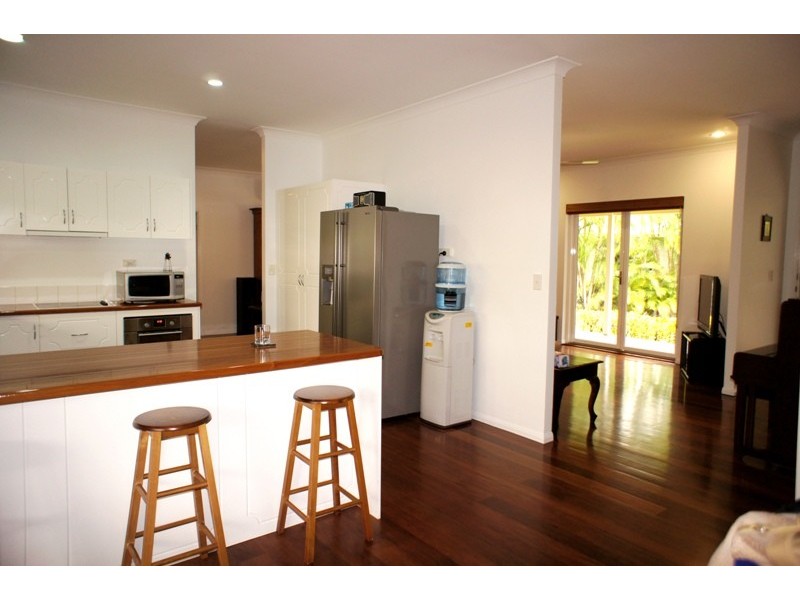 39 Clifton Road, Clifton Beach QLD 4879