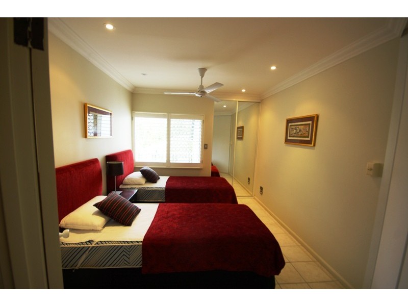 9/61 Vasey Esplanade, Trinity Beach QLD 4879