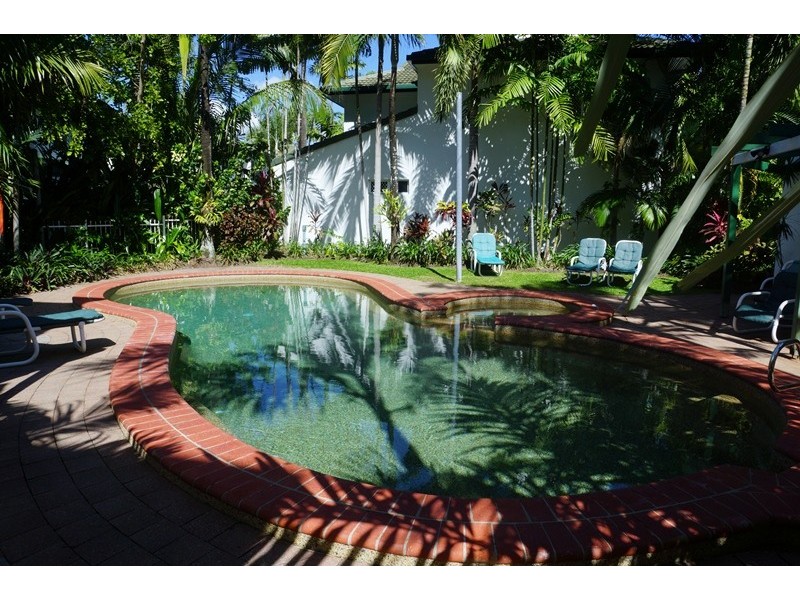 9/61 Vasey Esplanade, Trinity Beach QLD 4879