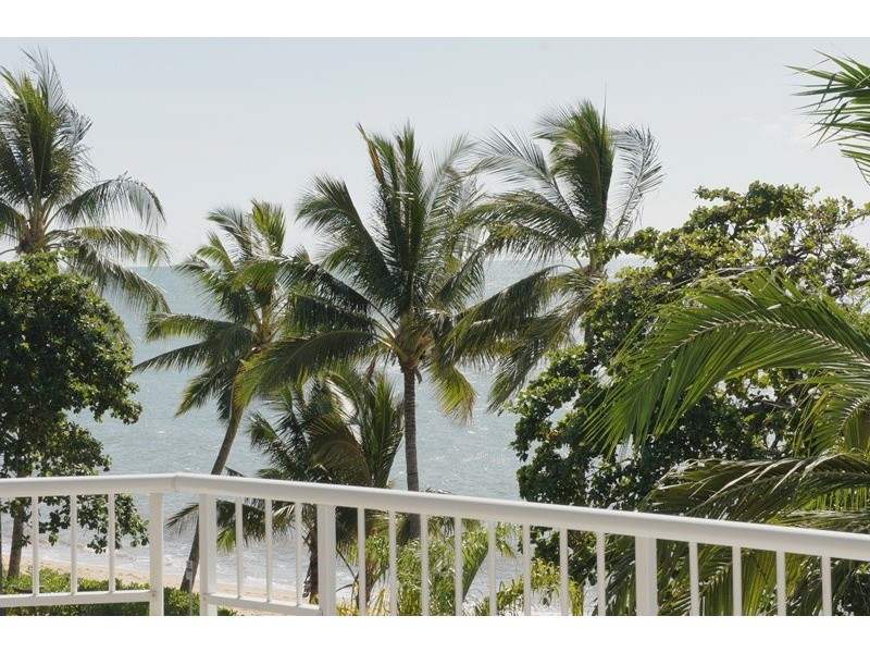 9/61 Vasey Esplanade, Trinity Beach QLD 4879