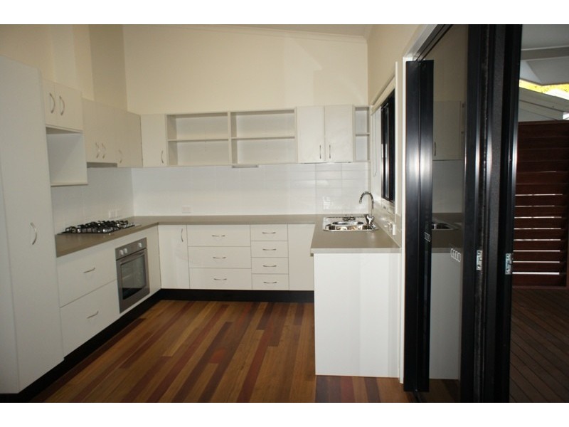 1/6 Phillips Street, Machans Beach QLD 4878