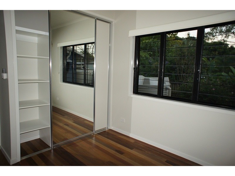 1/6 Phillips Street, Machans Beach QLD 4878