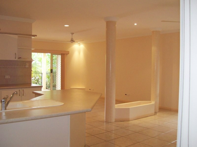 5 Daintree Close, Mount Sheridan QLD 4868