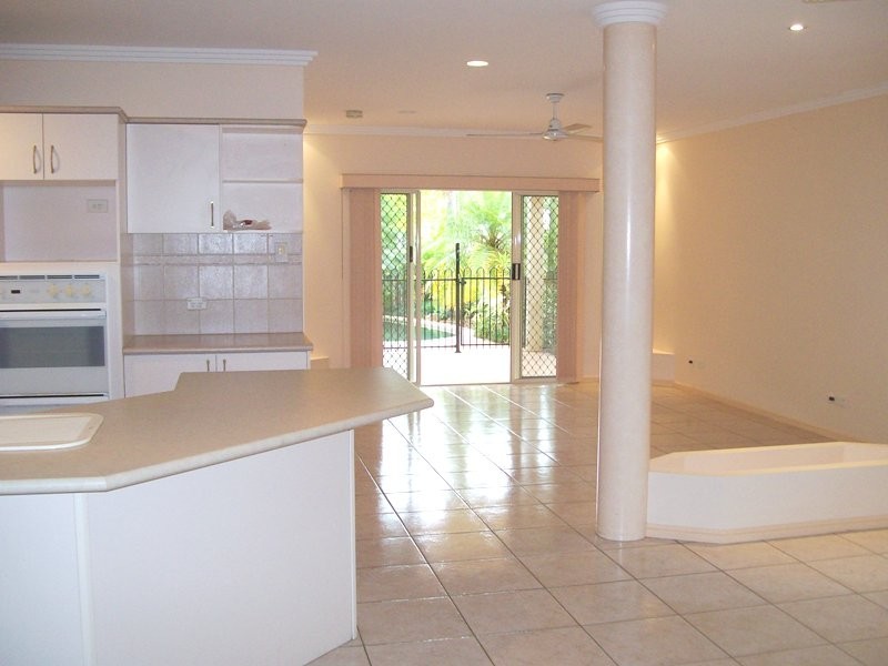 5 Daintree Close, Mount Sheridan QLD 4868