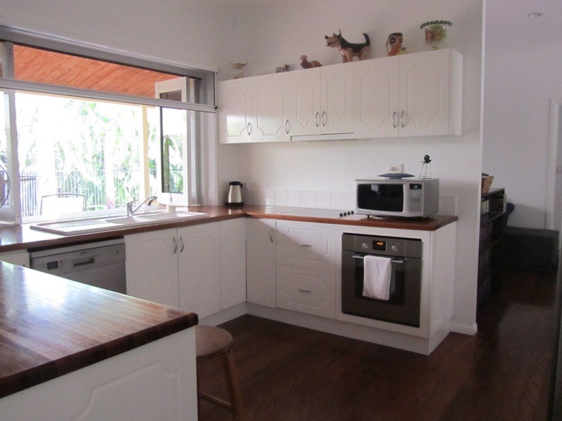 39 Clifton Road, Clifton Beach QLD 4879