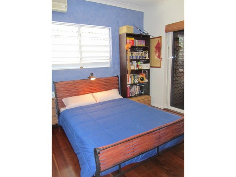 39 Clifton Road, Clifton Beach QLD 4879