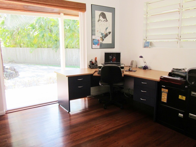 39 Clifton Road, Clifton Beach QLD 4879