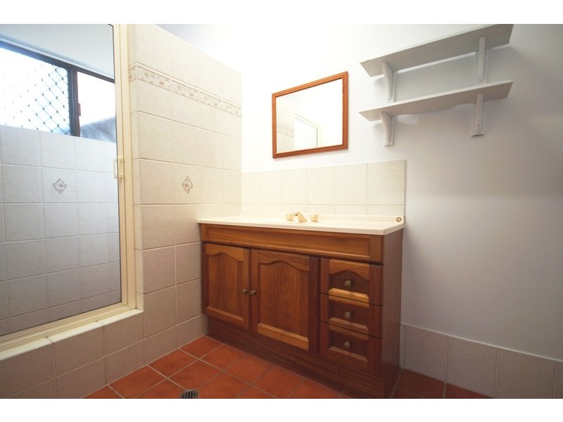 1/9 Hellmuth Street, Whitfield QLD 4870