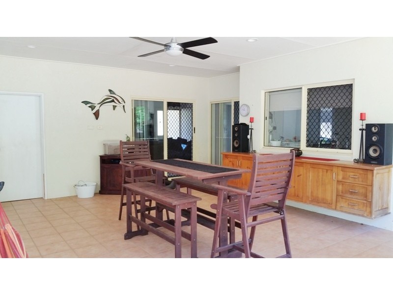 18 Windamerra Close, Brinsmead QLD 4870