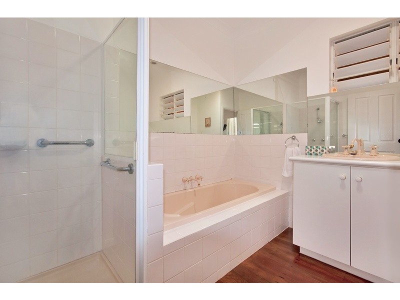 L2/39 Clifton Road, Clifton Beach QLD 4879