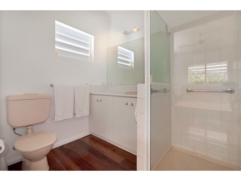 L2/39 Clifton Road, Clifton Beach QLD 4879