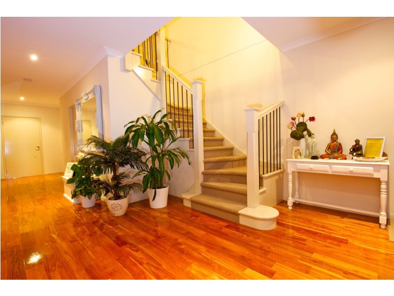 61 Dolphin Crescent, Point Cook VIC 3030