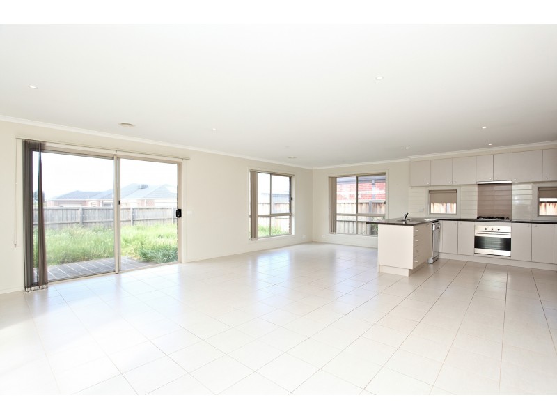 22 Hamish Drive, Tarneit VIC 3029