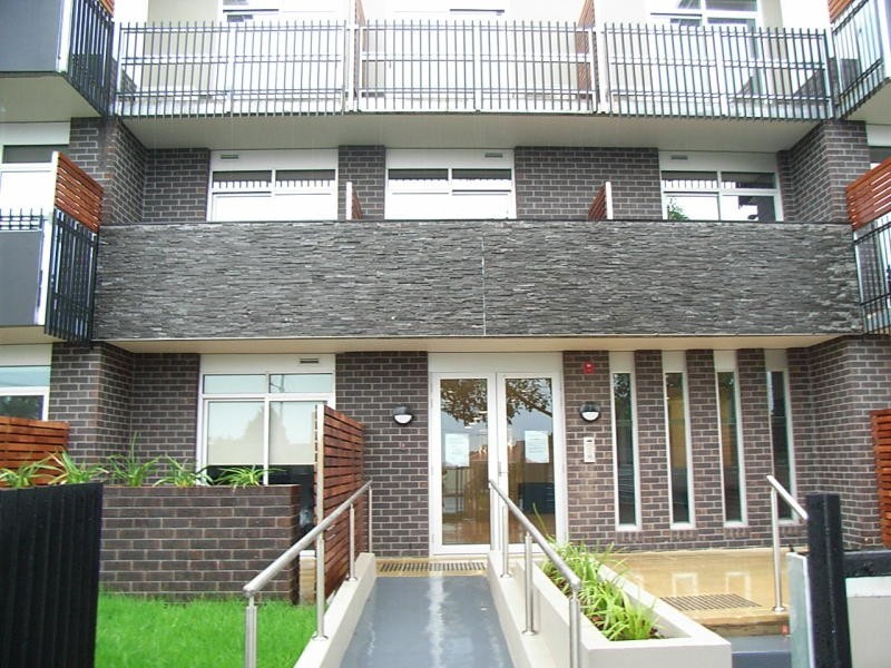 53/388 – 390 Burwood Highway, Burwood VIC 3125