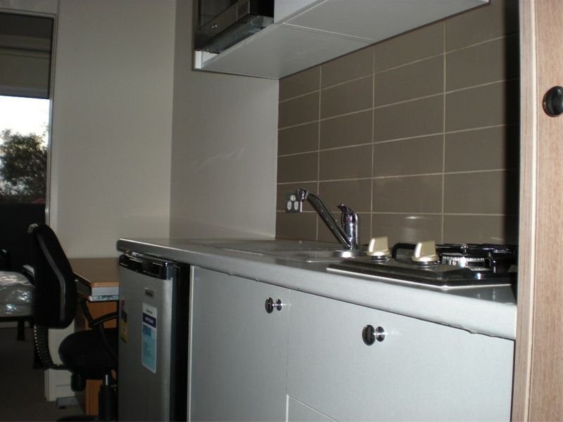 53/388 – 390 Burwood Highway, Burwood VIC 3125