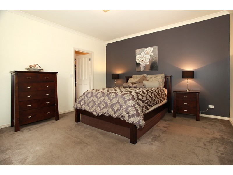 1/116 Summerhill Road, Reservoir VIC 3073