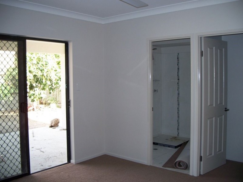 14a Latchford Street, Pimlico QLD 4812