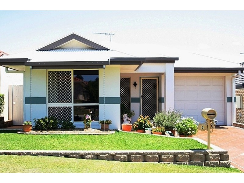 5 Wyperfield Court, North Lakes QLD 4509