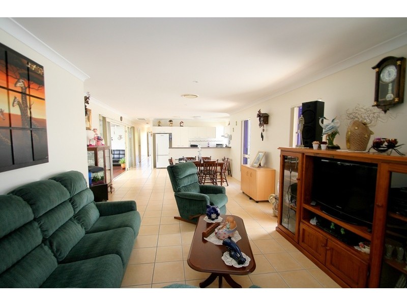 5 Wyperfield Court, North Lakes QLD 4509