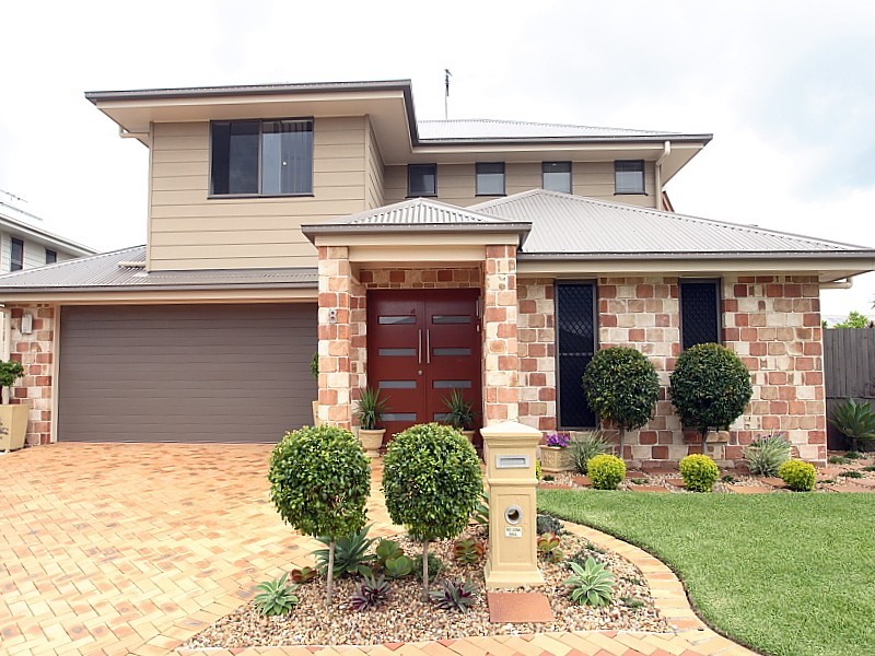 8 Kennedia Court, North Lakes QLD 4509