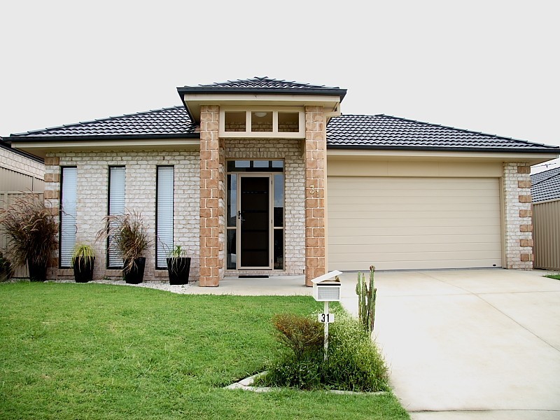 31 Sunstone Street, Mango Hill QLD 4509