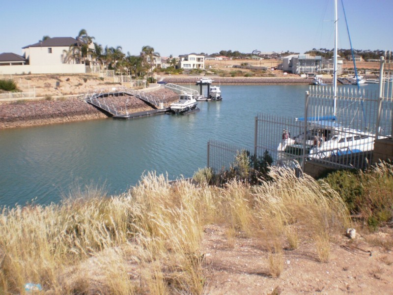 15 Pamir Court, Wallaroo SA 5556