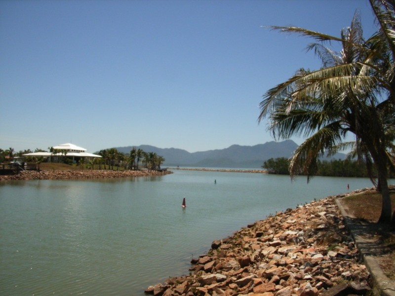 47 Royal Palm Avenue, Cardwell QLD 4849