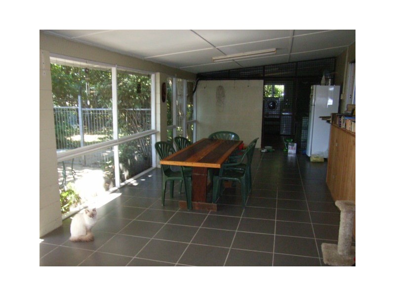 10 Ferguson St, Cardwell QLD 4849