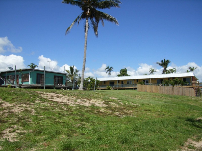 1 Marine Parade, Cardwell QLD 4849