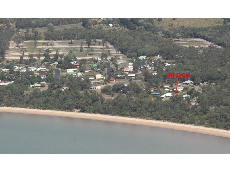 1 Edmondson Close, Cardwell QLD 4849