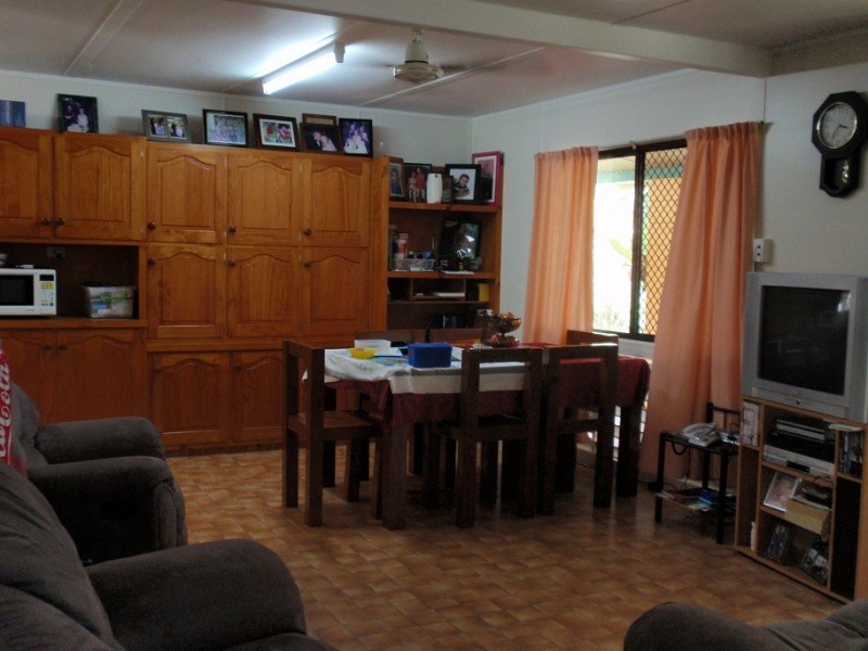 12 Toohey St, Cardwell QLD 4849